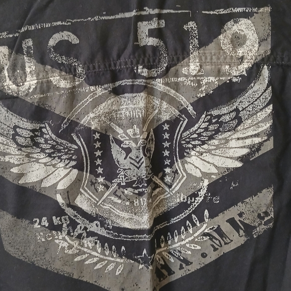 Boys Helix Instinct Is A Virtue Black Collar Shirt Size XL - Picture 7 of 10